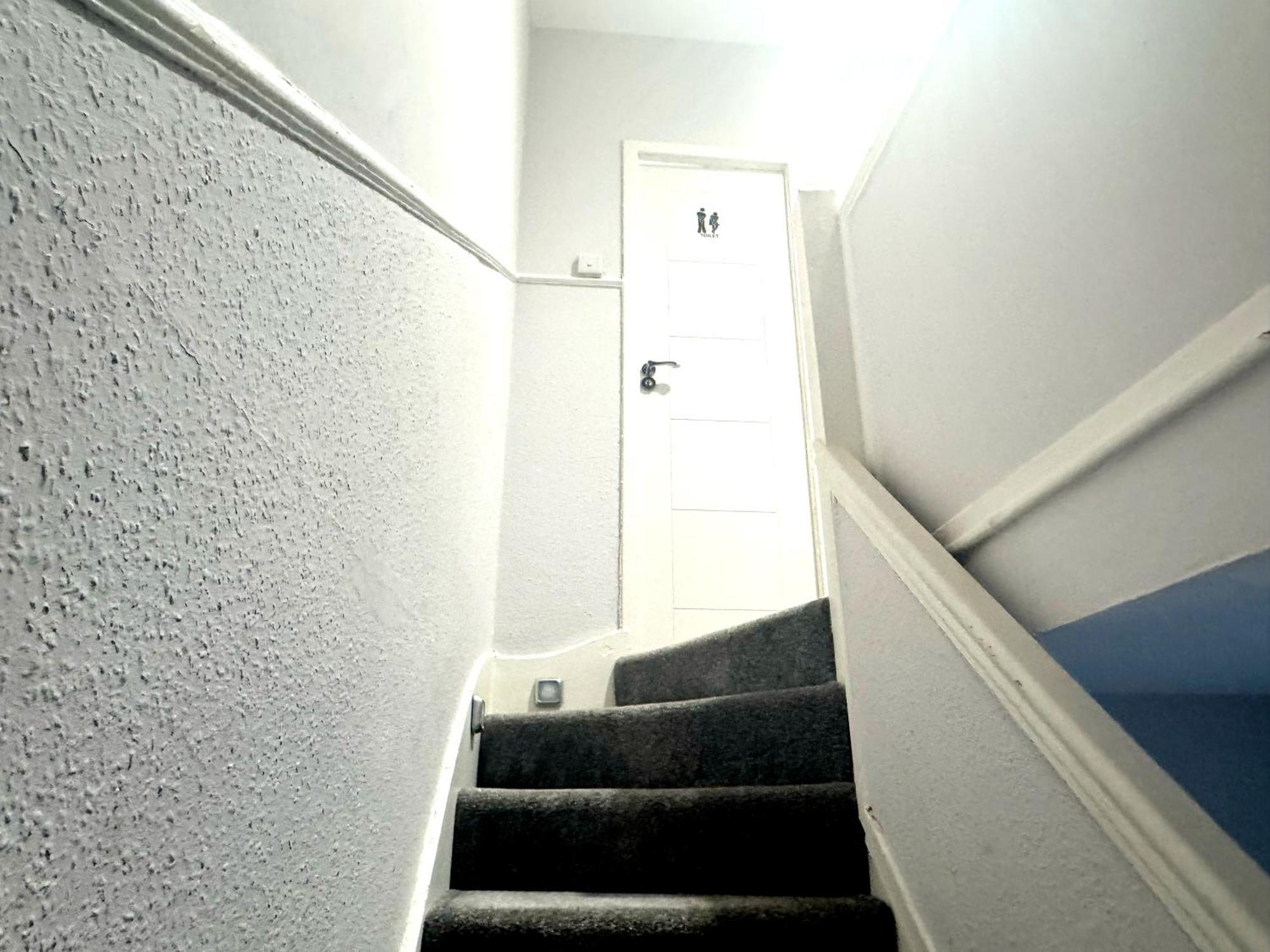 Brixton Hill Retreat Modern And Cosy Apartment ลอนดอน ภายนอก รูปภาพ